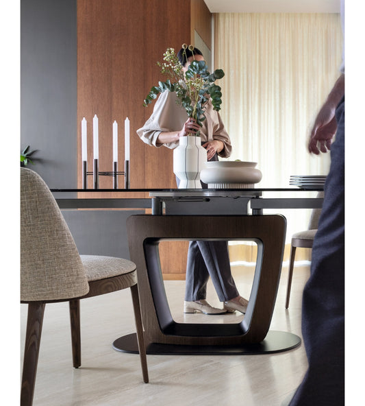 Calligaris Orbital Extendable Tables