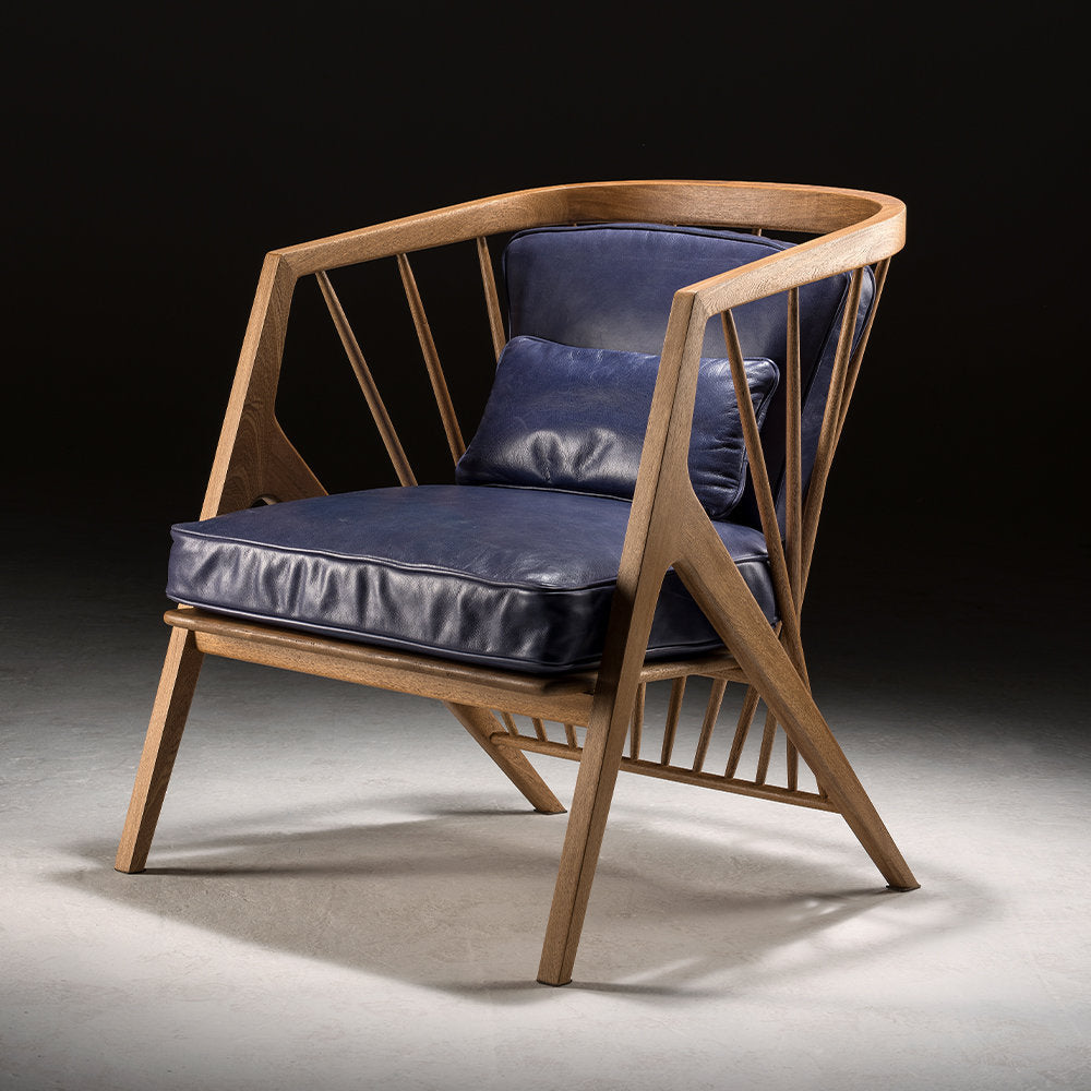 Victoria Armchair Chair with Ottoman