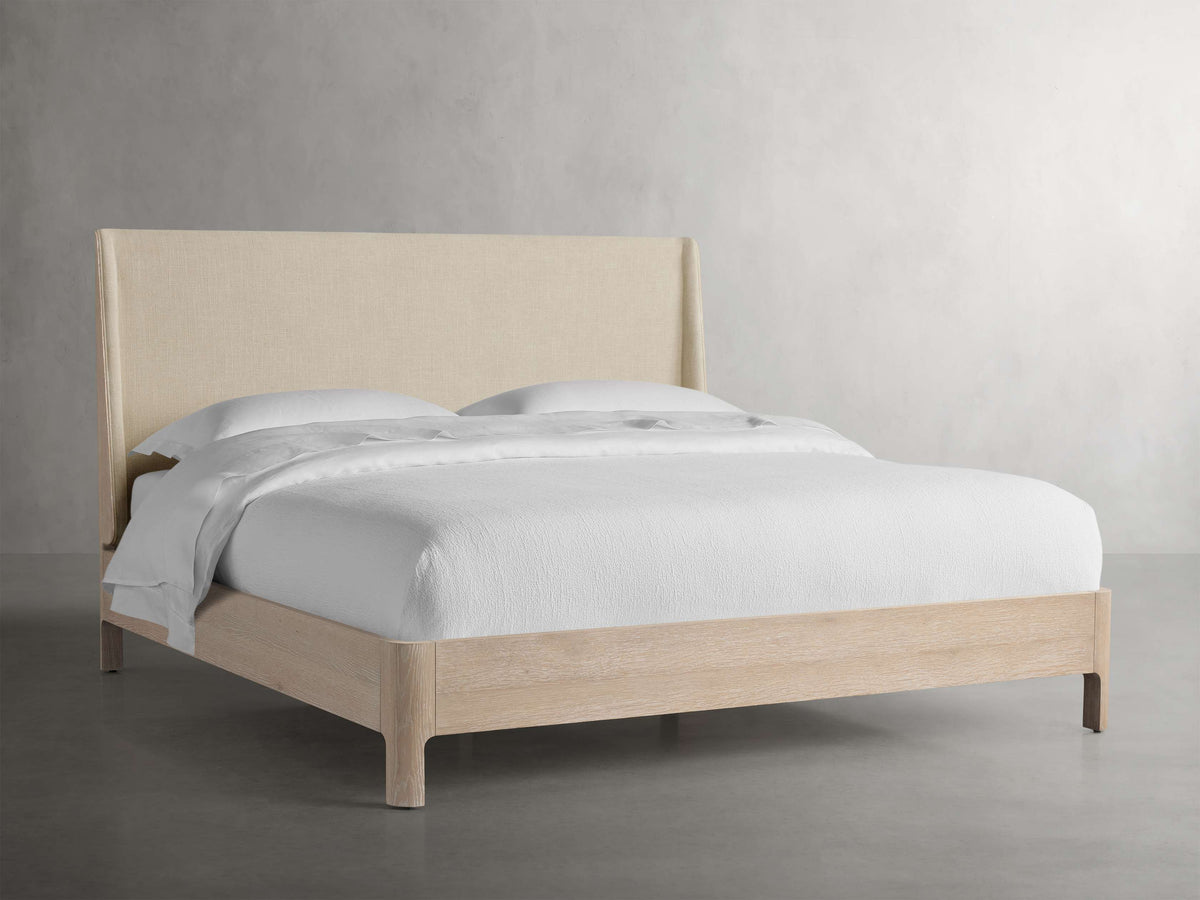 Calista Bed
