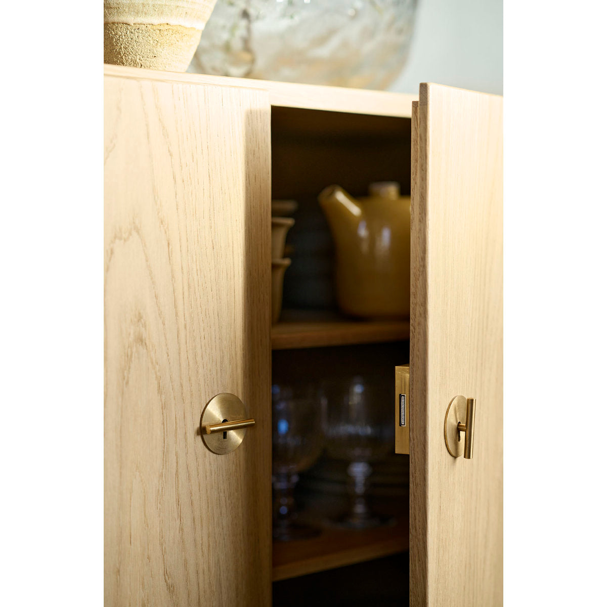 A232 48.03'' W Sideboard