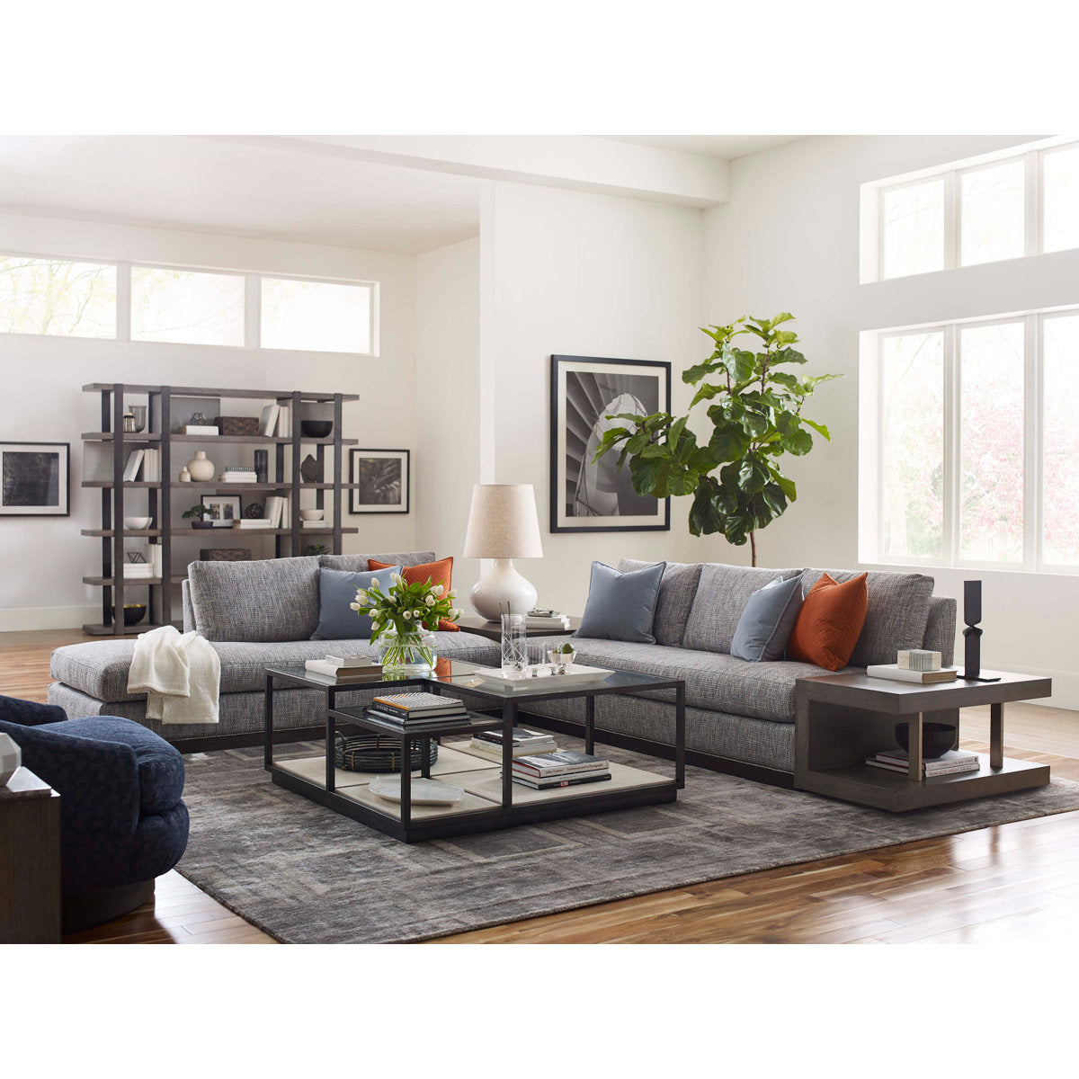 Abingdon Free Standing Armless Lounge