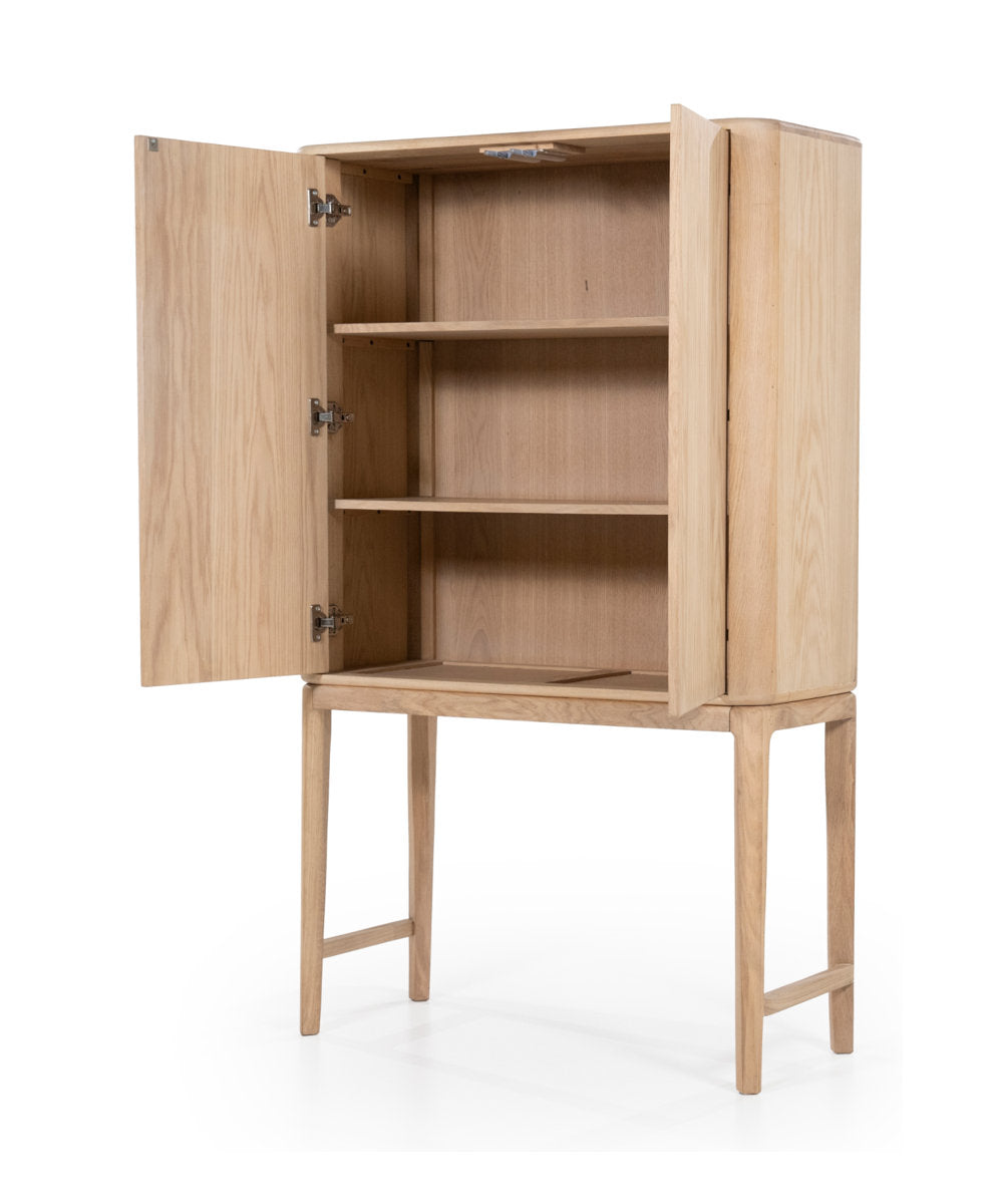Eleonora Harvey Cabinet
