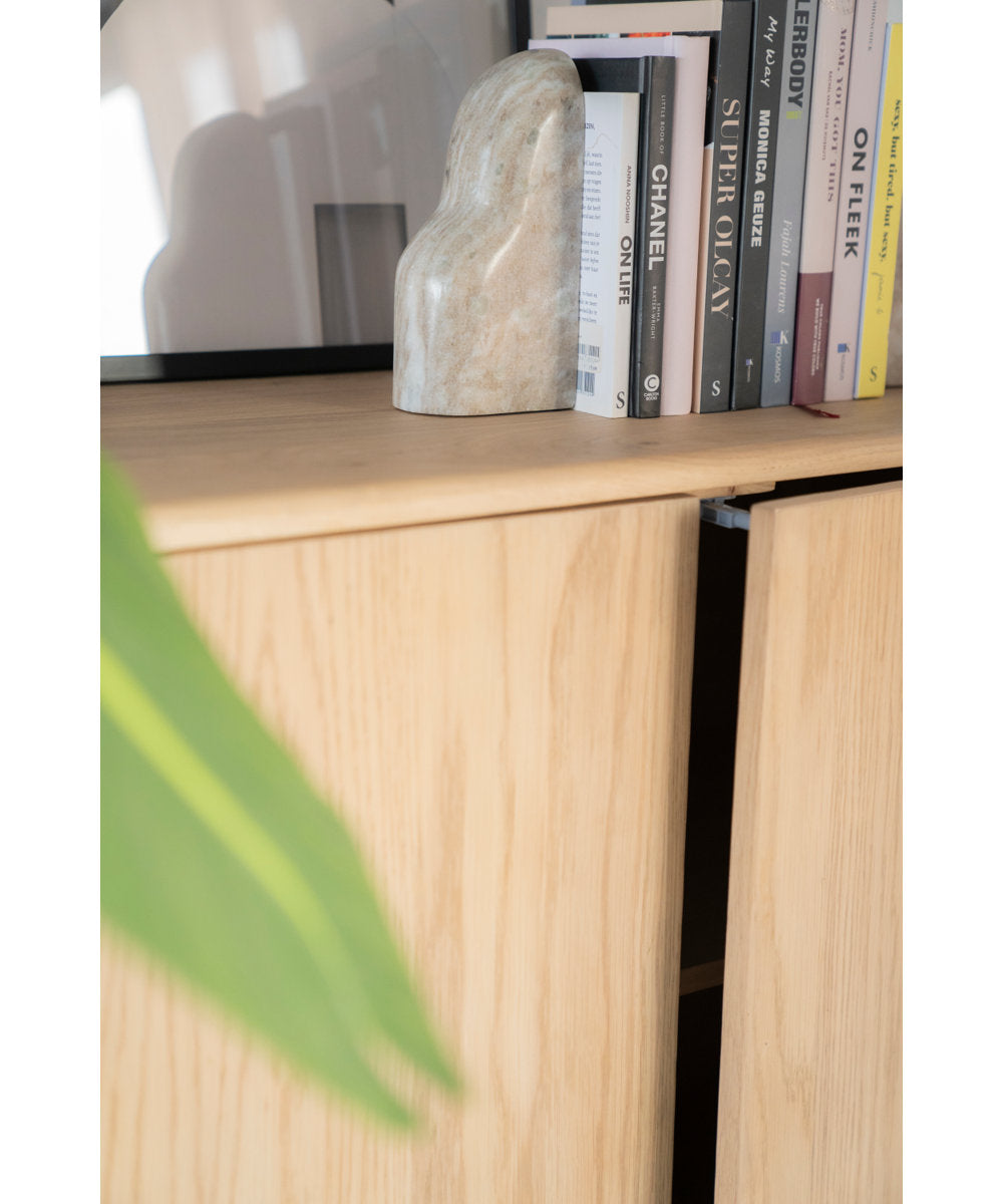 Eleonora Harvey Cabinet