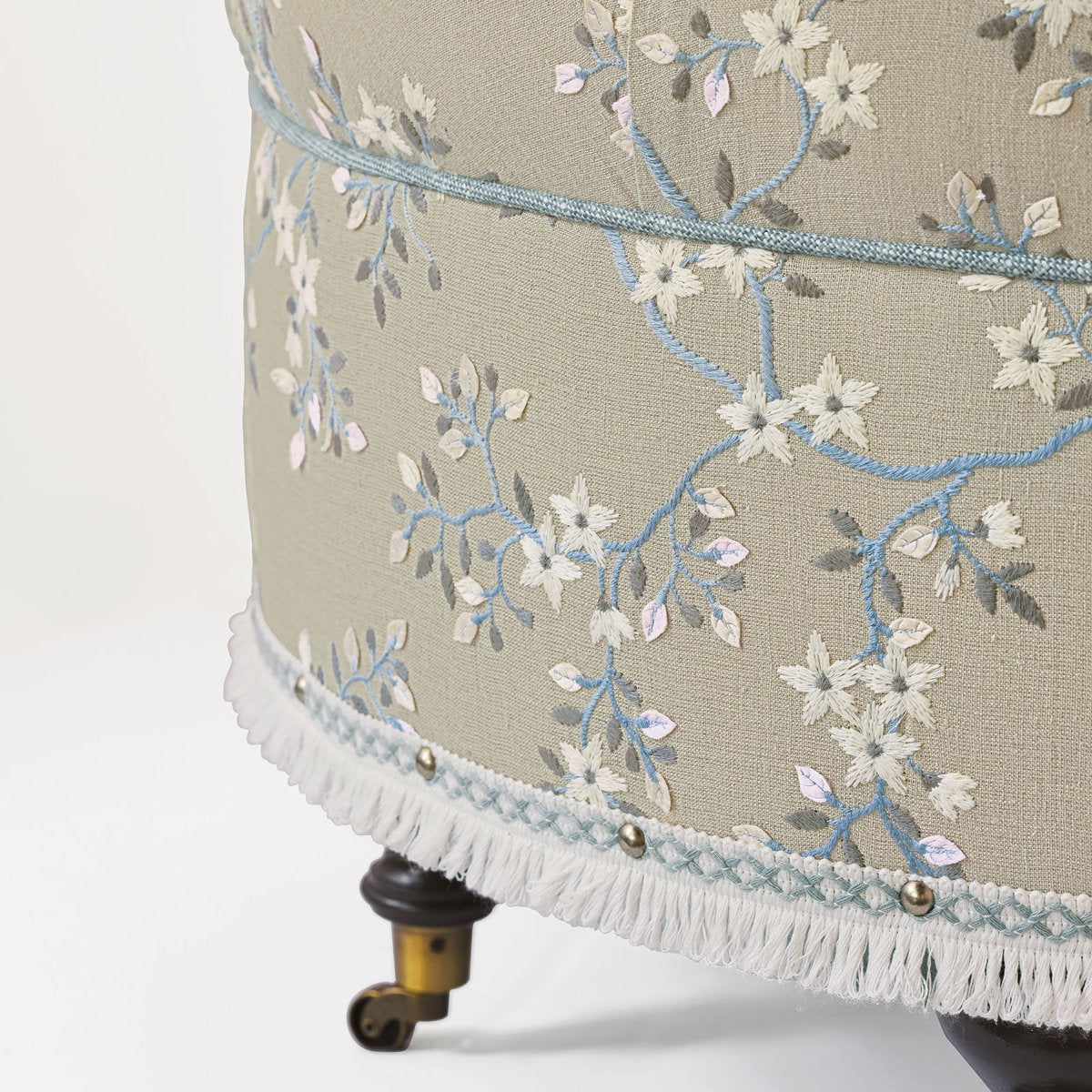Eastern Accents Amberlynn 29 Wide Ottoman With Storage