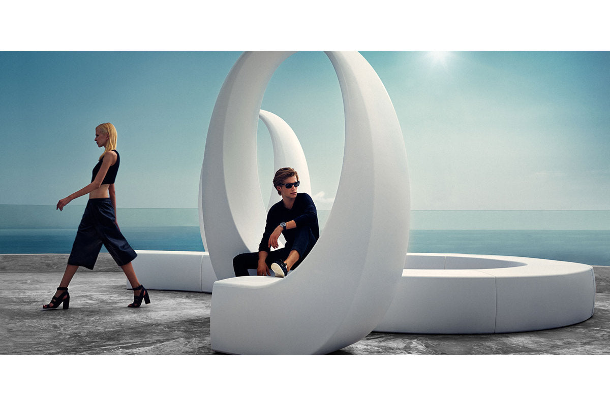 And Plastic Tete-a-Tete Bench