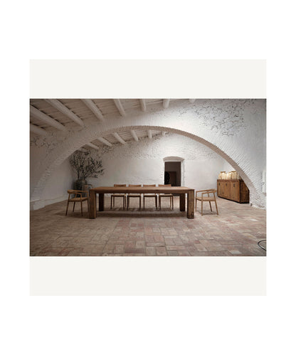 Backlyn Dining Table L