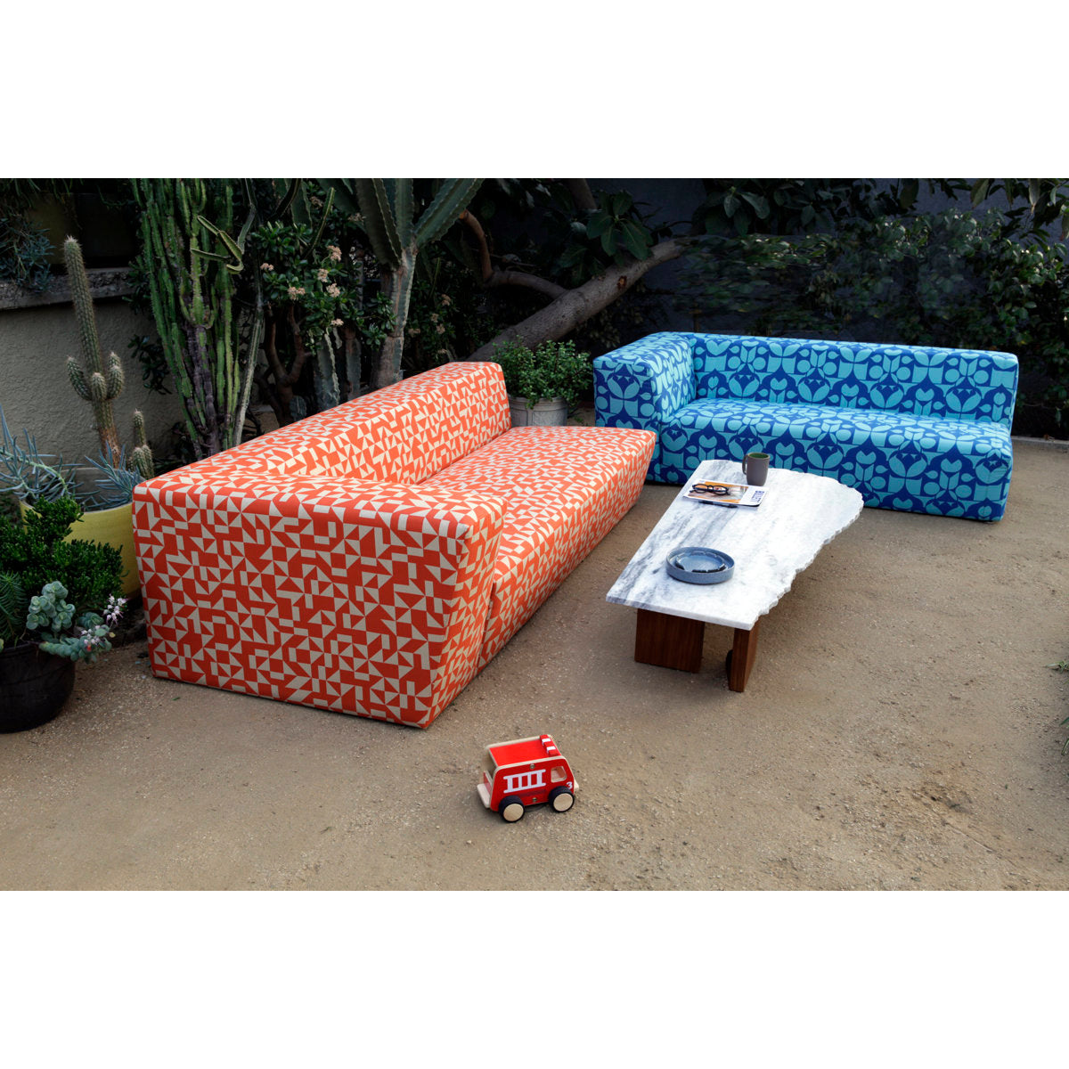Artless Caroline Armless Sofa