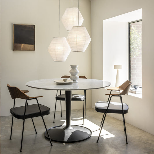 Case Coalbrook Table