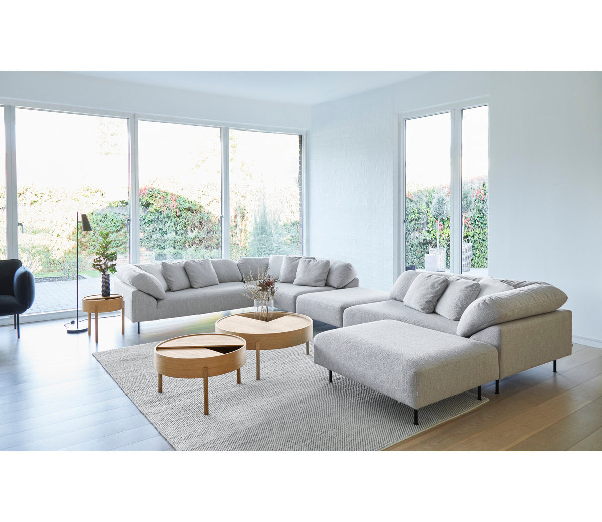 Woud Collar 25 Seater