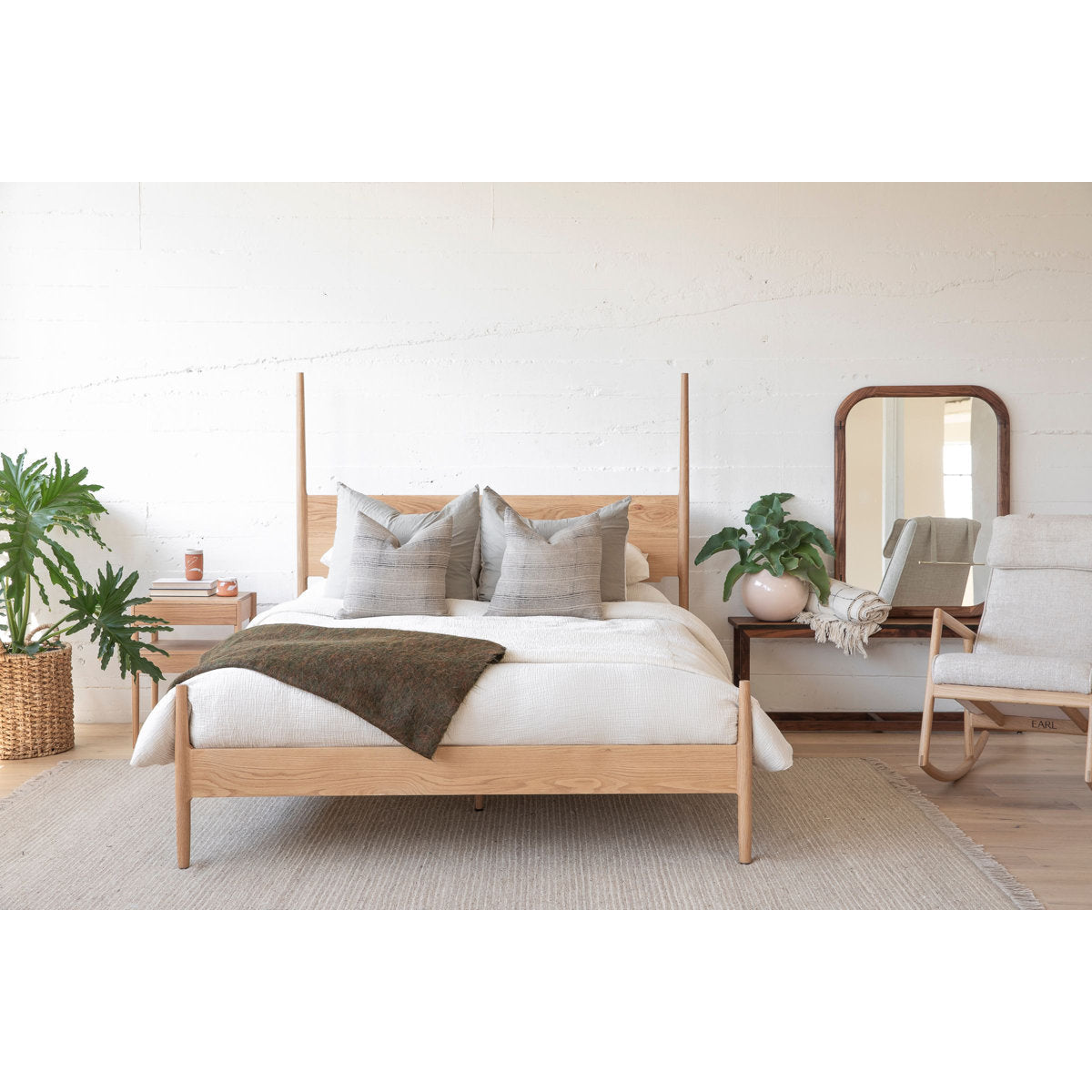 Earl Home Dansk Bed
