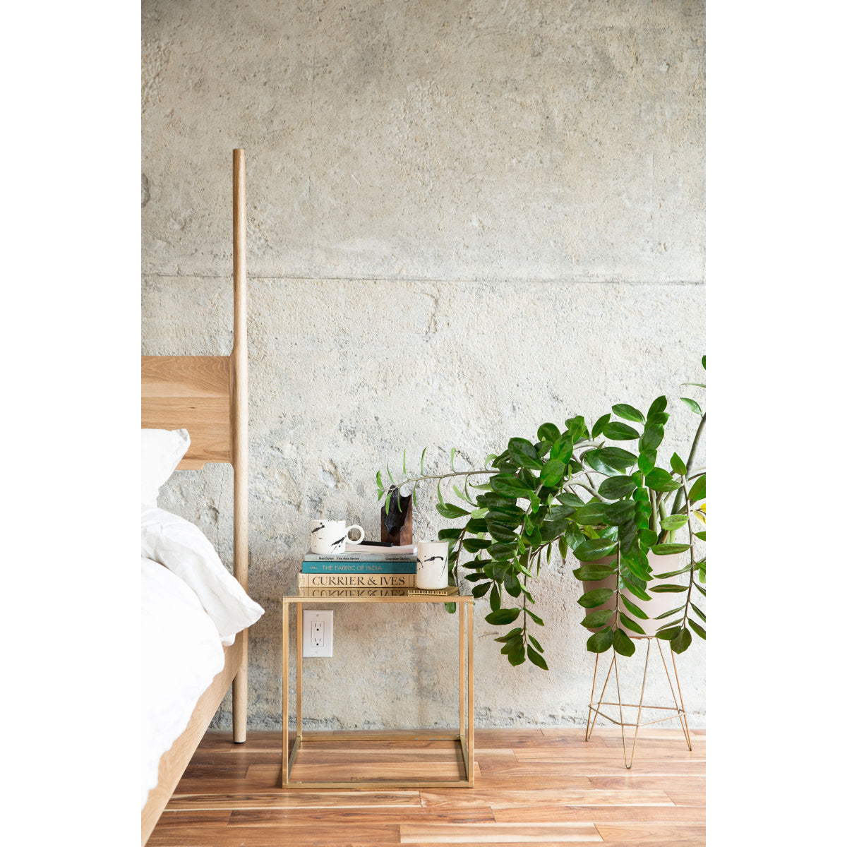 Earl Home Dansk Bed