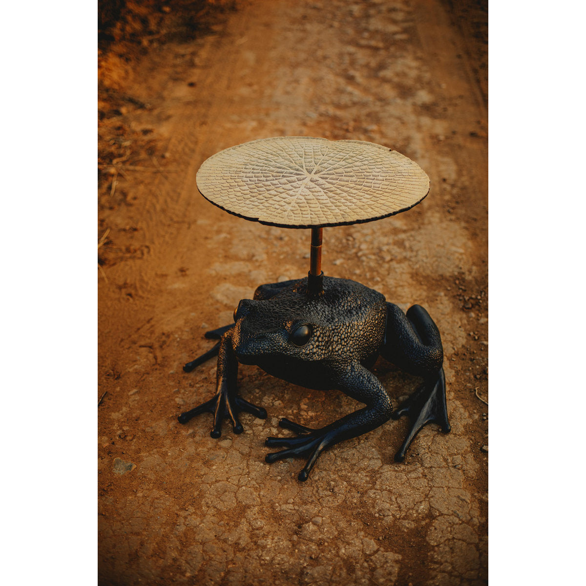 Egg Designs Frog End Table