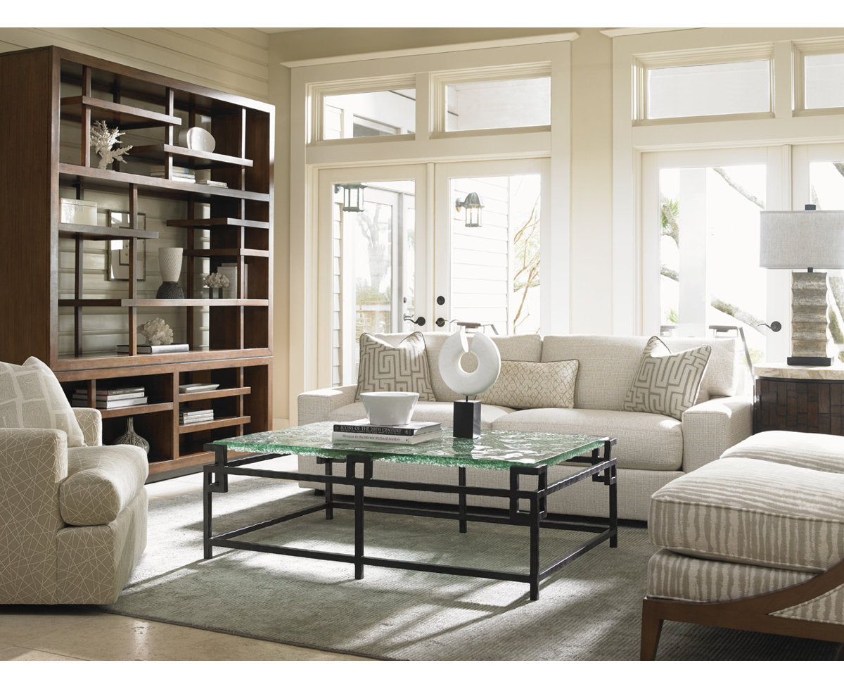 Island Fusion Banyan Oval Accent Table