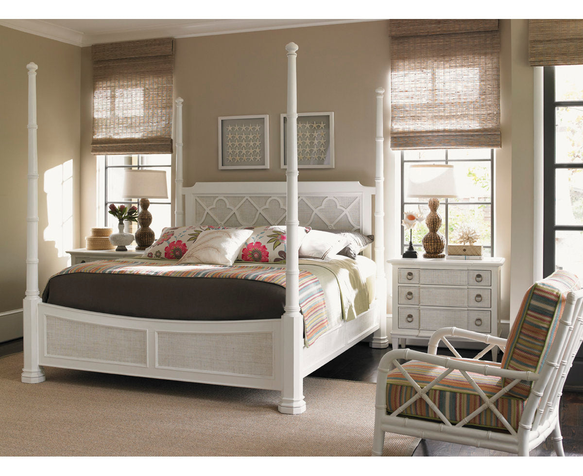 Ivory Key Canopy Bed