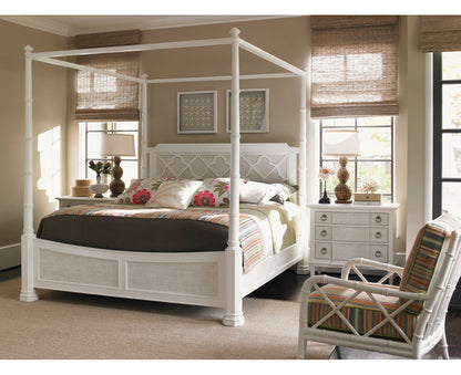Ivory Key Canopy Bed