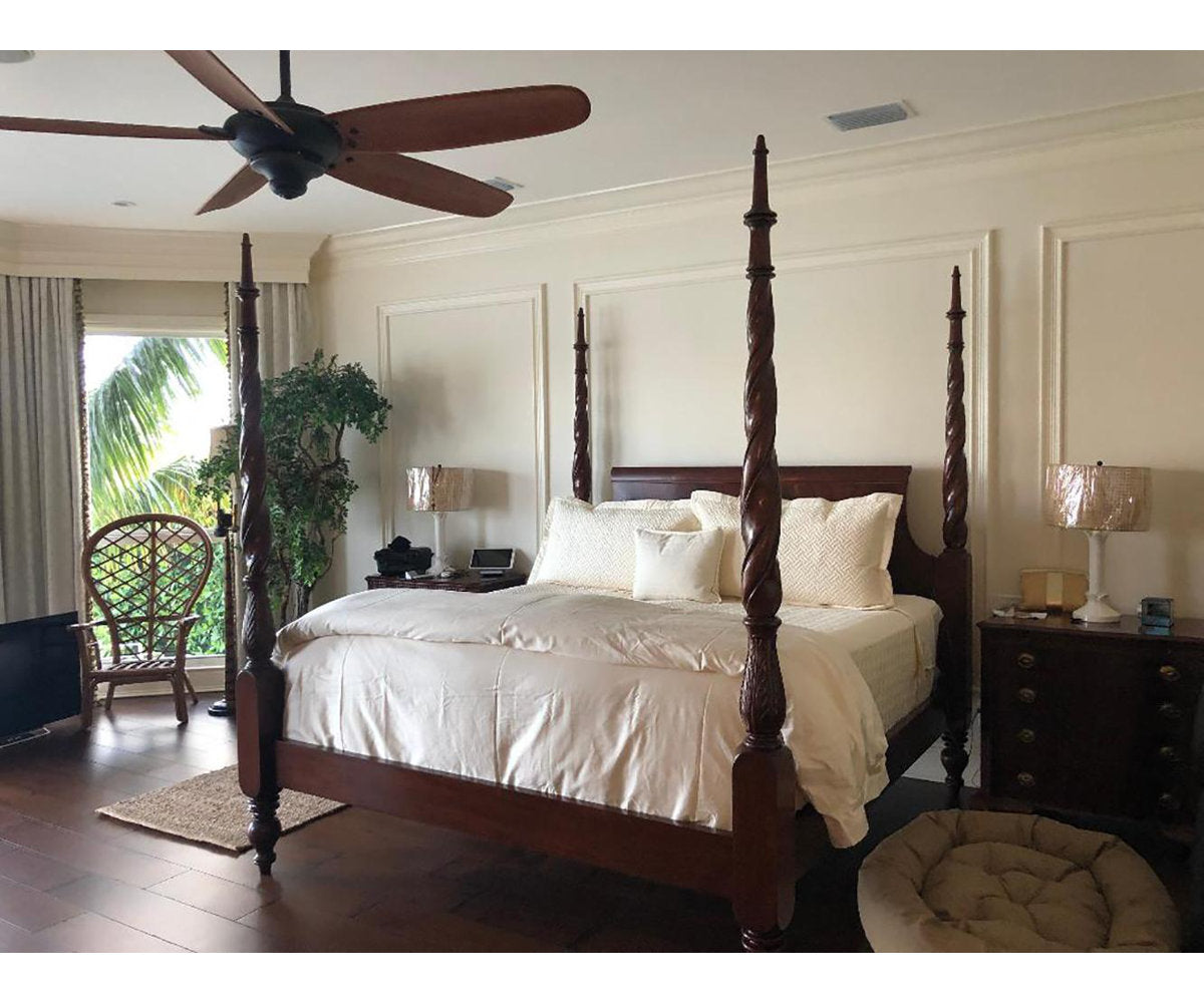 King Mahogany Plantation Bed