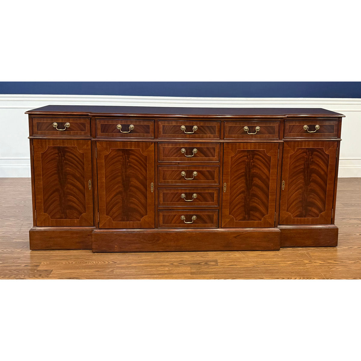 Large Traditional Mahogany Buffet