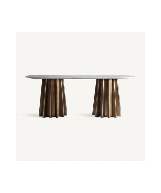 Oroa Lezey Dining Table