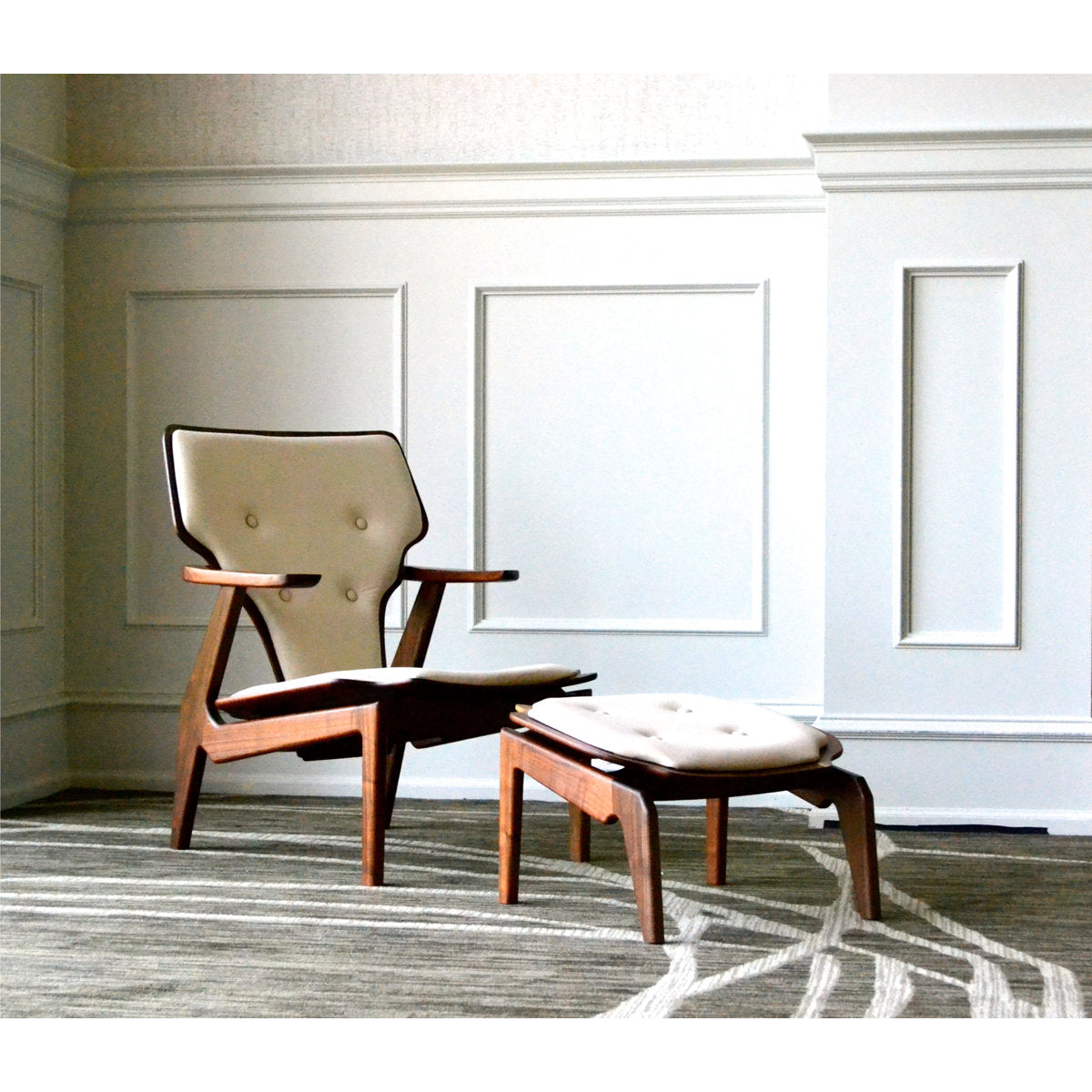 Lounge Chair Chair with Ottoman
