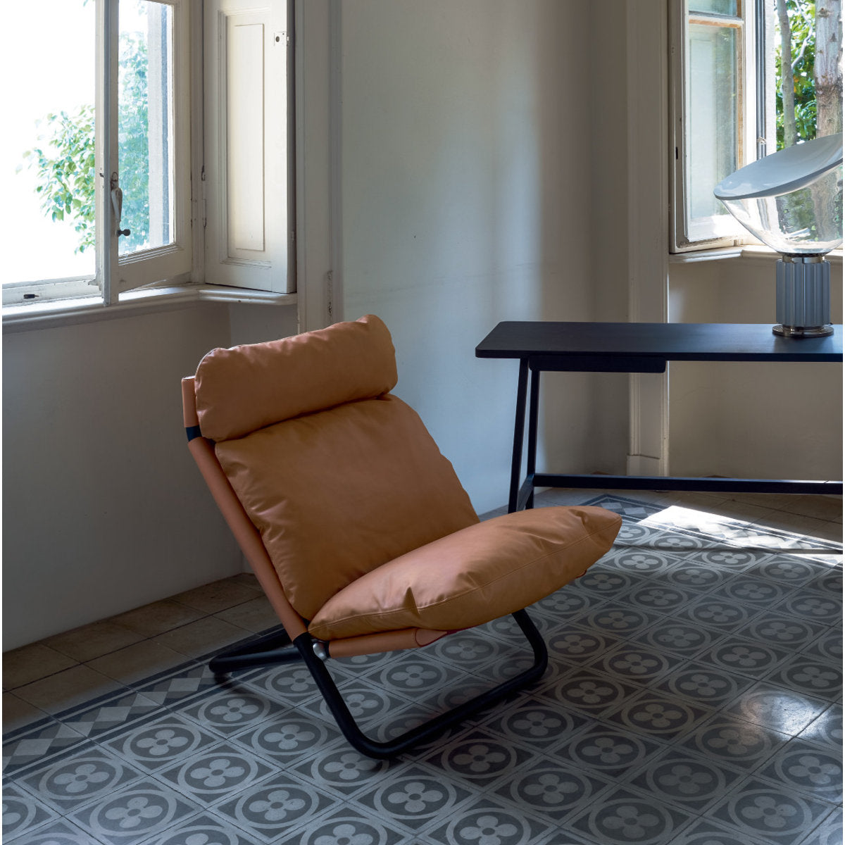 Arflex 26 Wide Down Cushion Lounge Chair