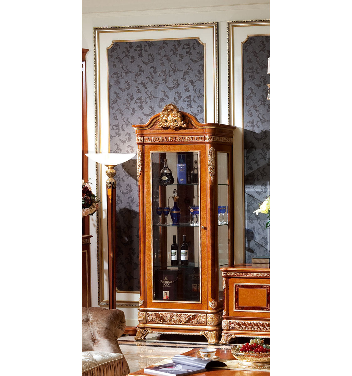 Narcissus Lighted Display Stand