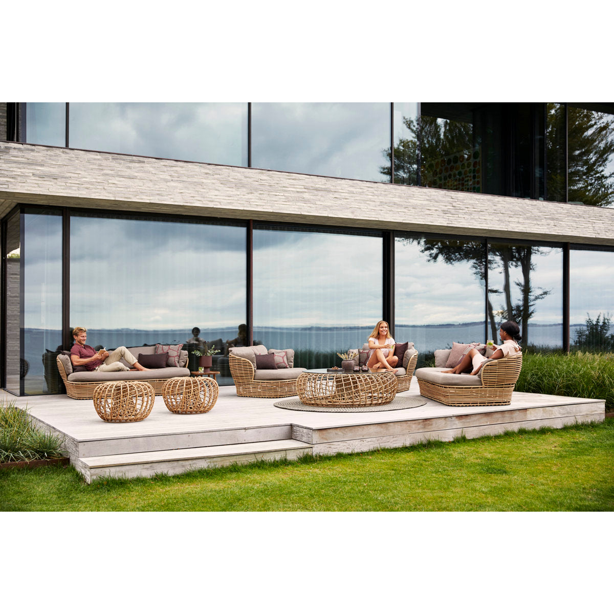 Nest Footstool/Coffee Table Large