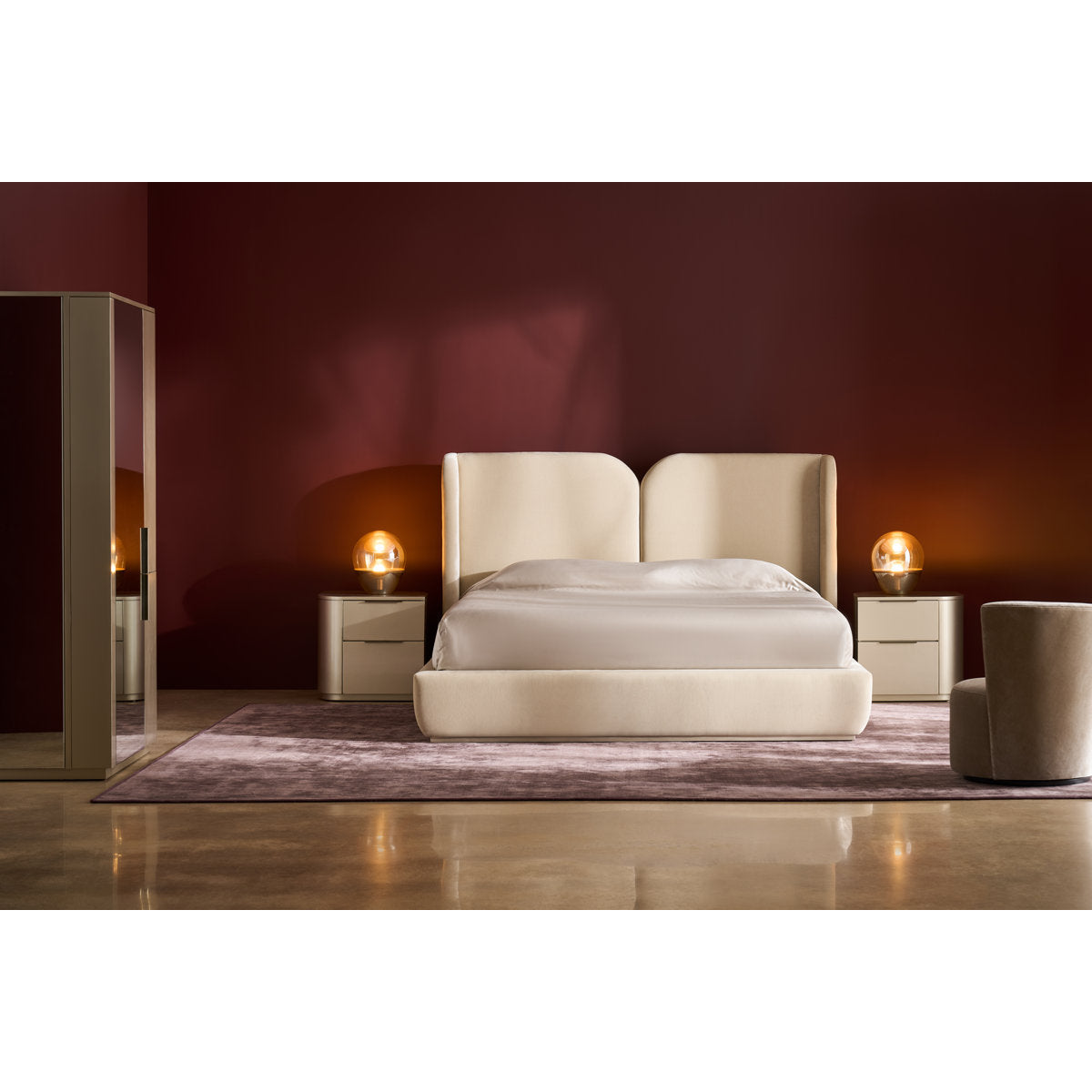 Caracole Oblique Bed