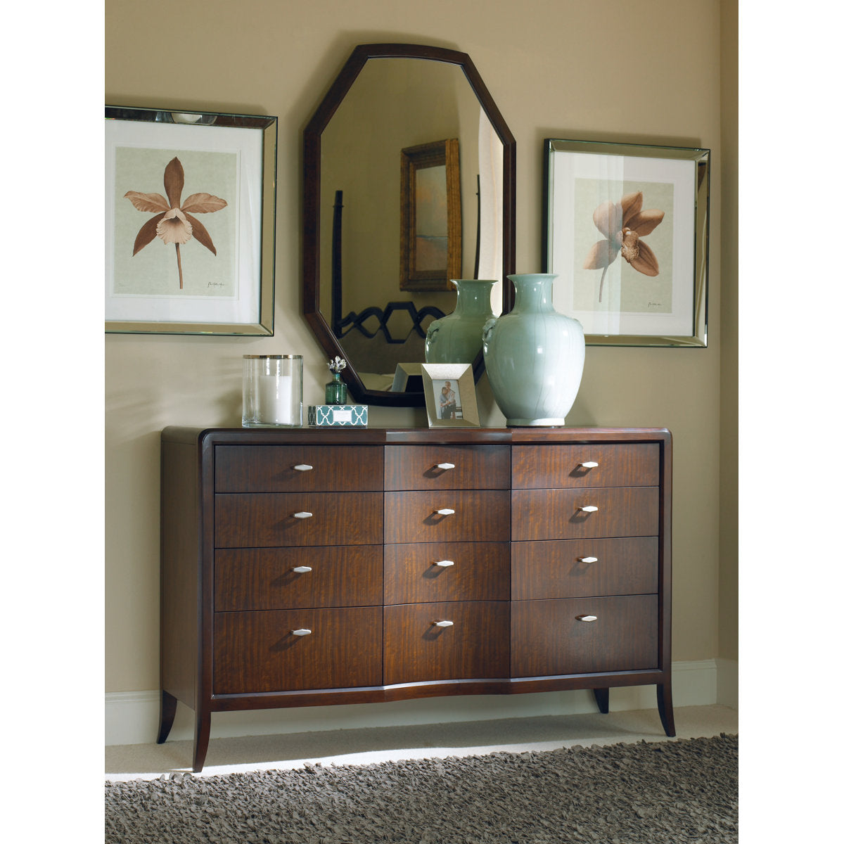Paragon Club 12 - Drawer Dresser