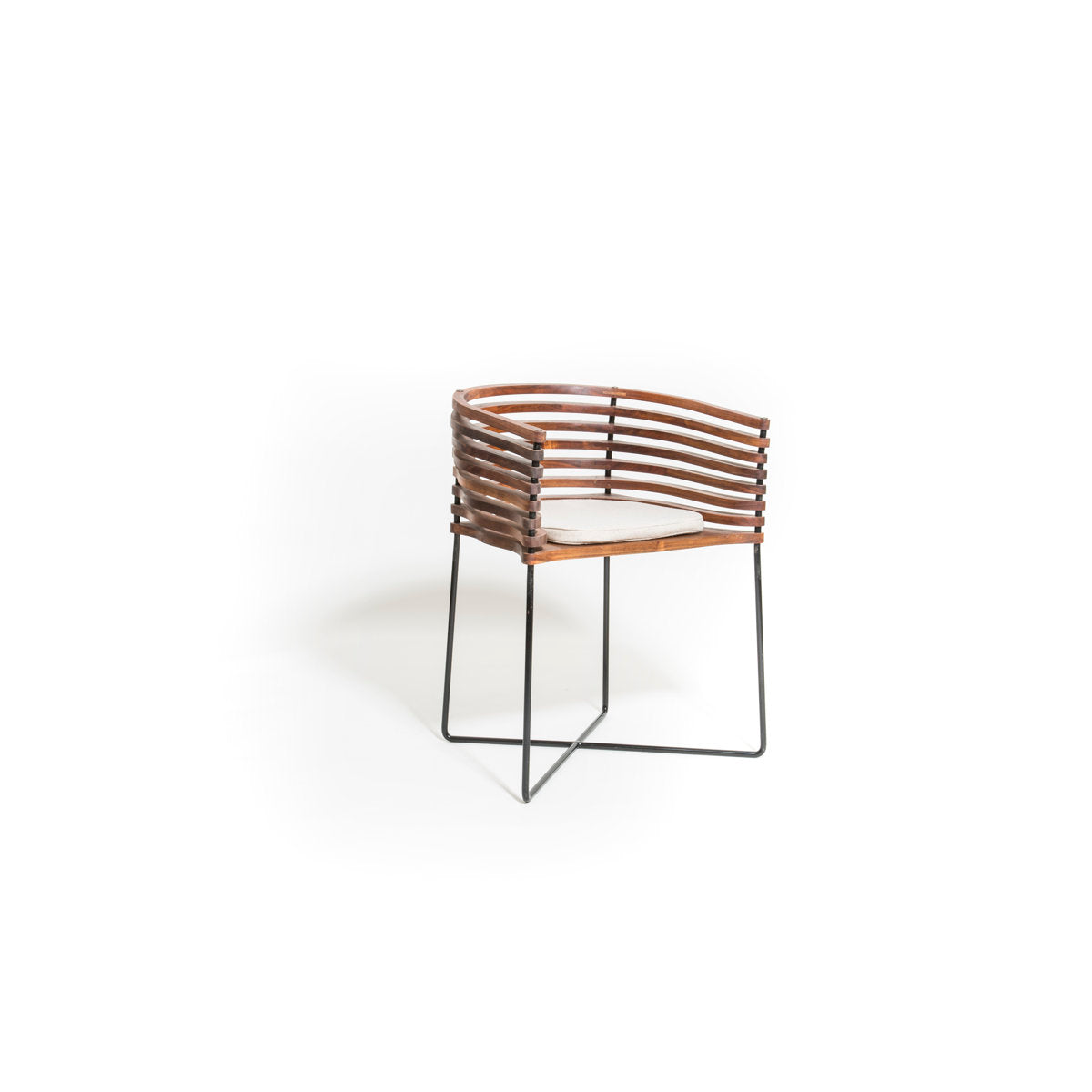 Robert Allen Pirwi Pouzet 22 W Polyester Barrel Chair