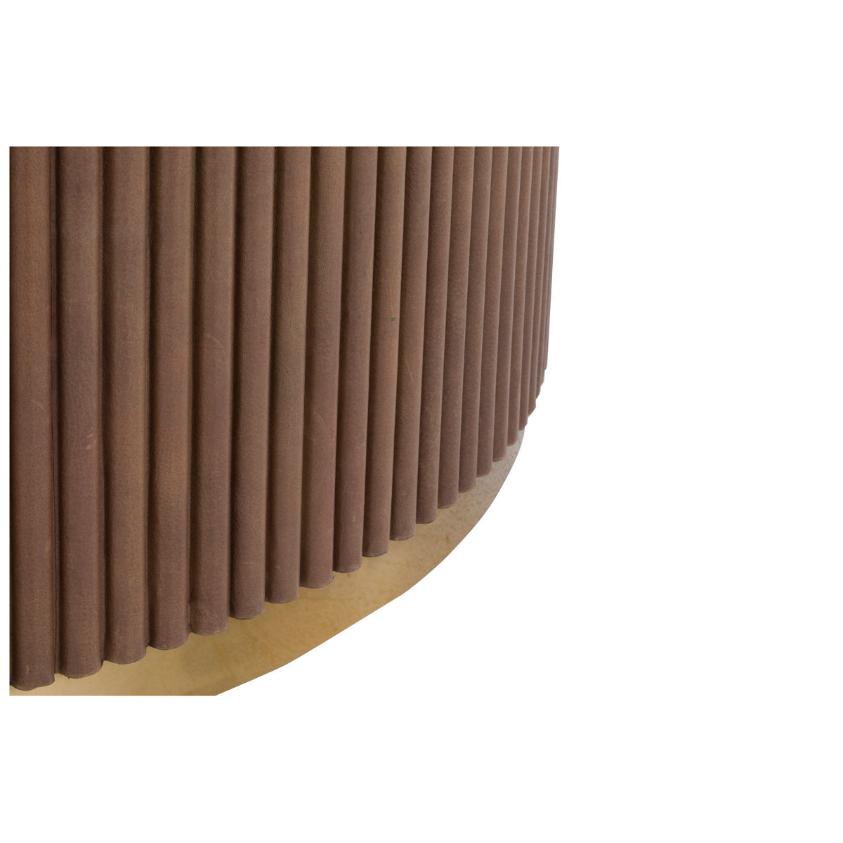 Fairfield Chair Round Cocktail Table