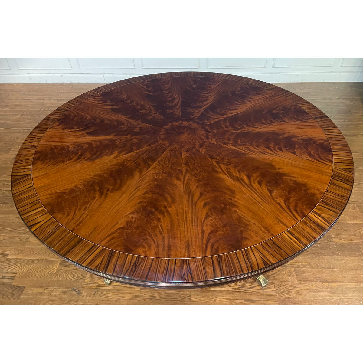 Round Mahogany Wood Dining Table