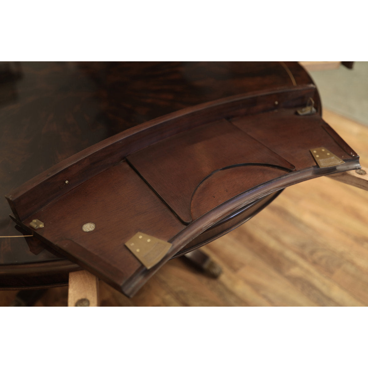 Round Mahogany Wood Dining Table