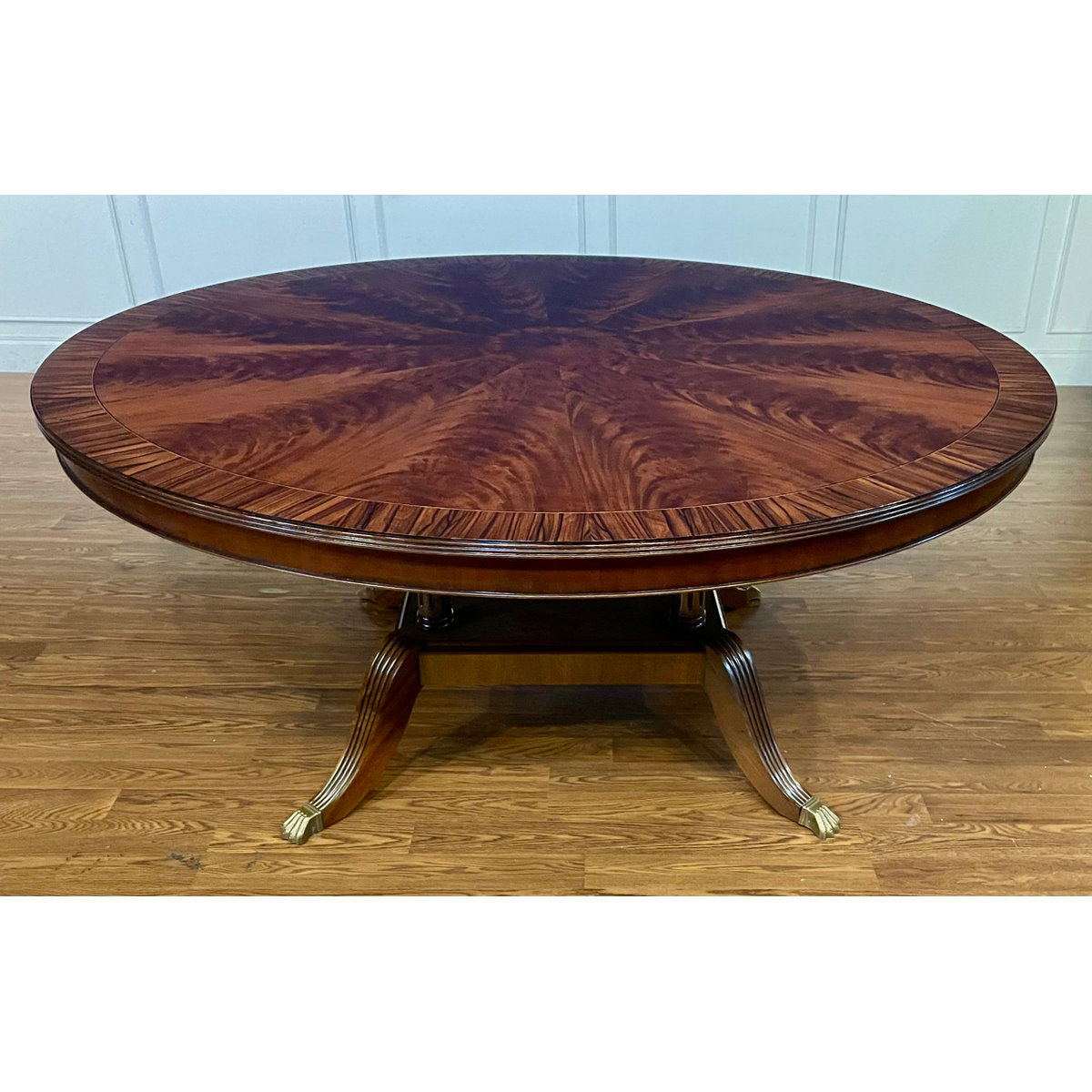 Round Mahogany Wood Dining Table