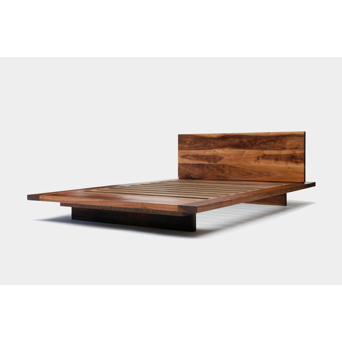 Artless Sq Platform Bed