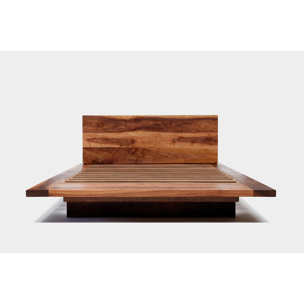 Artless Sq Platform Bed