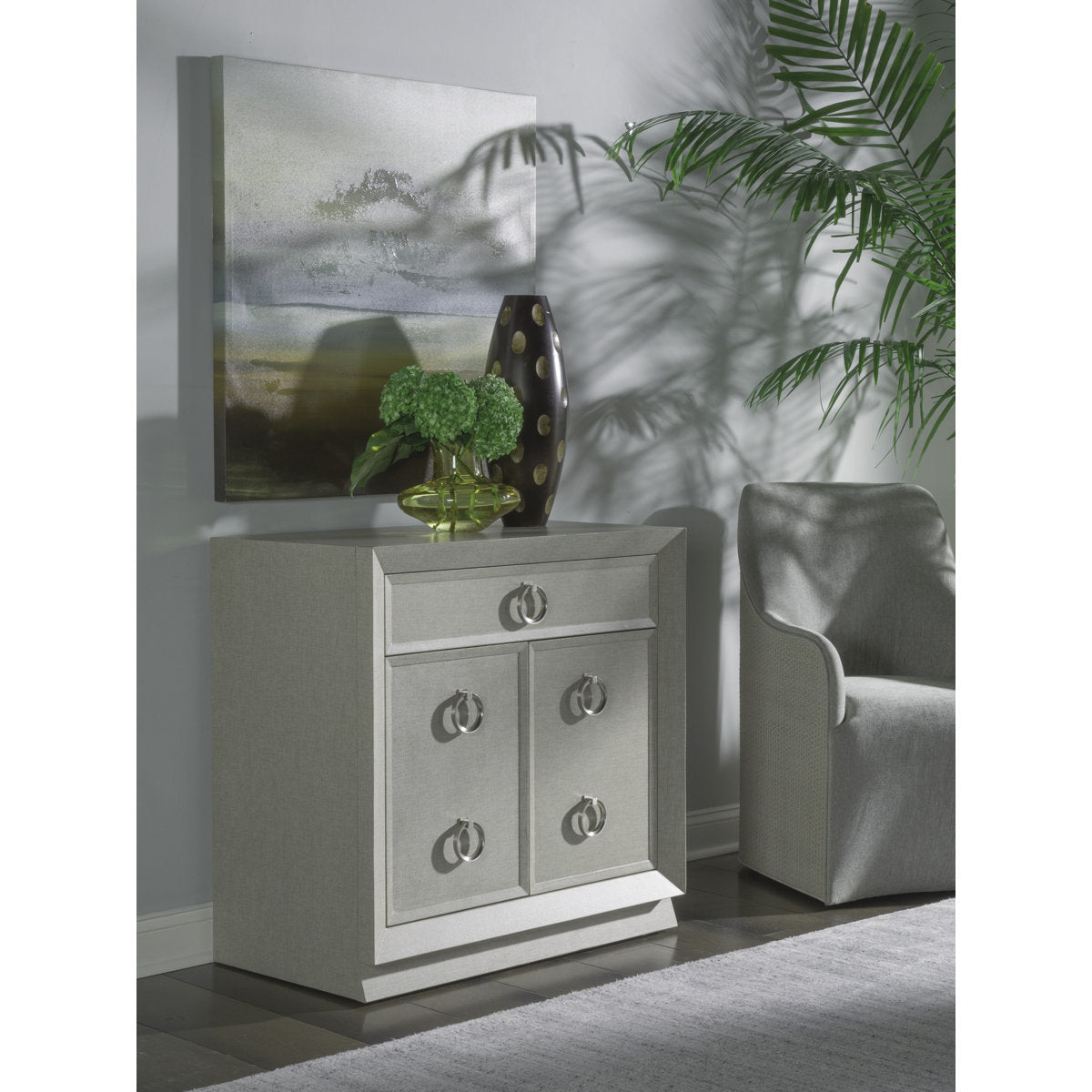 Signature Designs Zeitgeist Linen Hall Door Chest