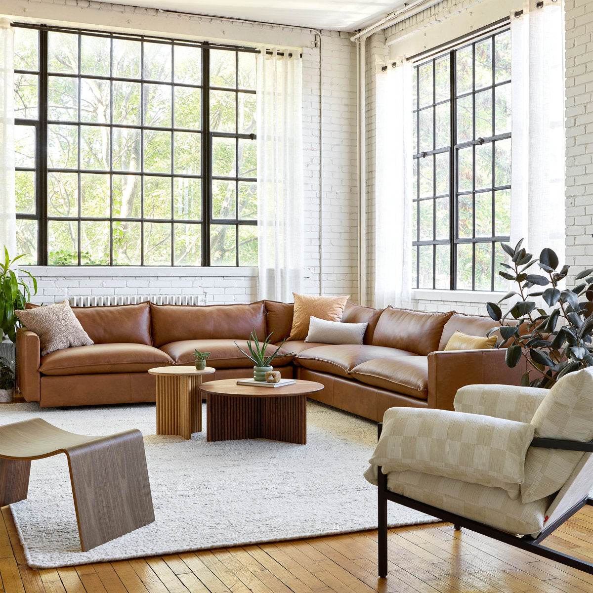 Gus Modern Sola Bi Sectional