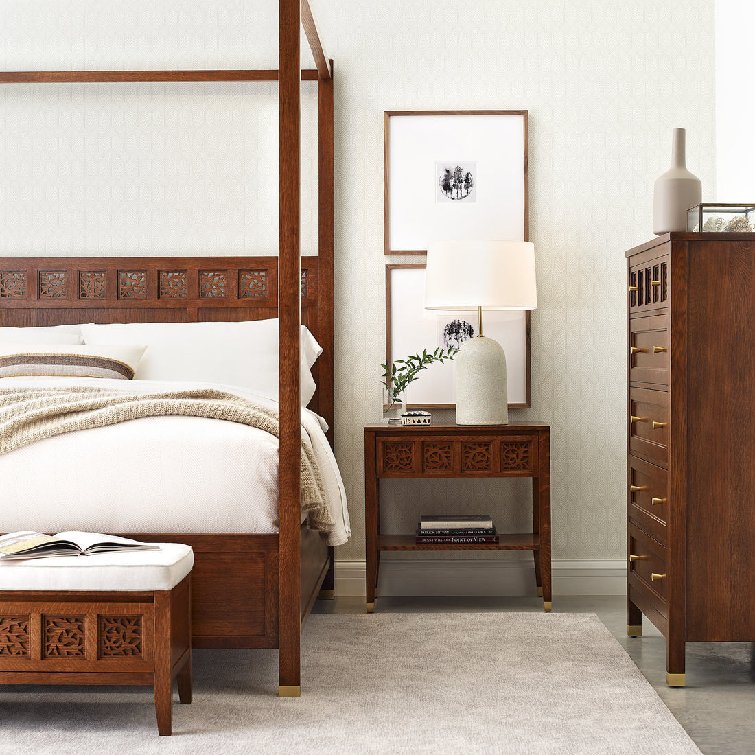 Surrey Hills 5 - Drawer Solid Wood Dresser