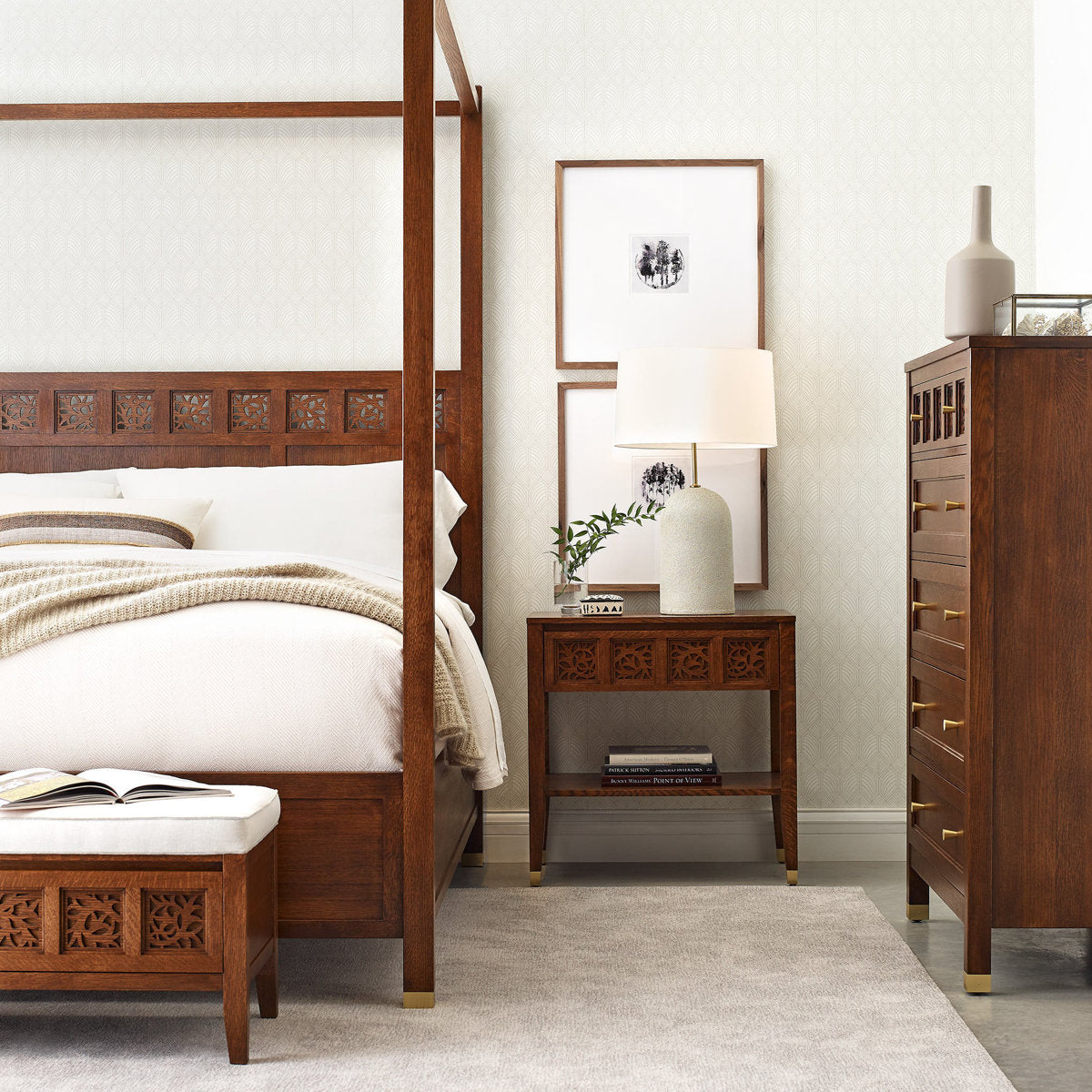 Surrey Hills Canopy Bed