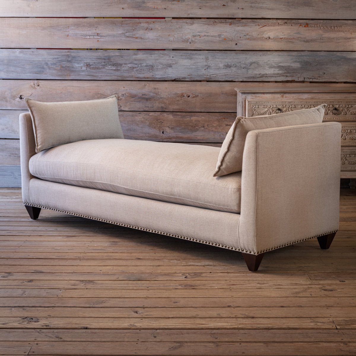Porch View Home Townhouse Linen Settee