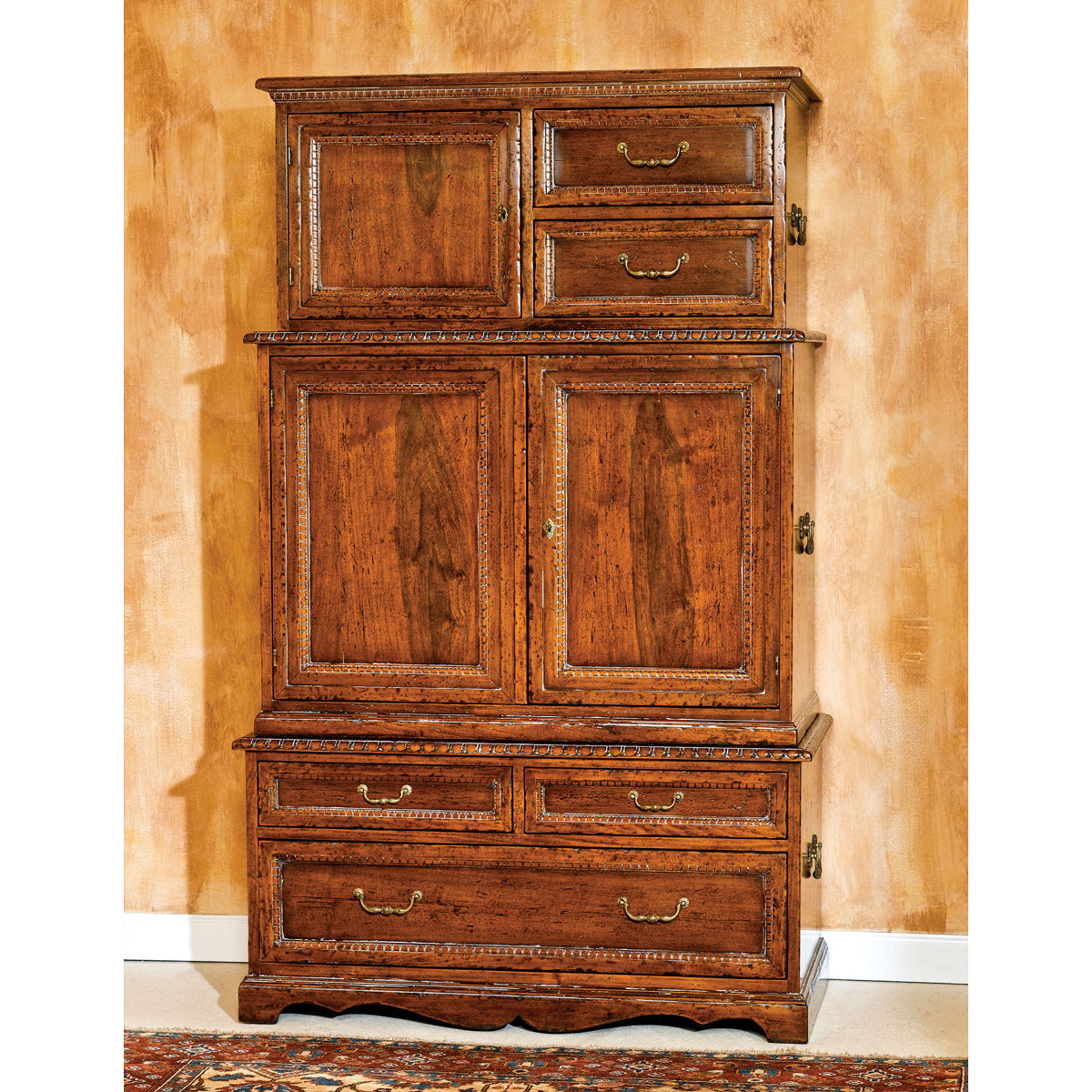 David Michael Travelers Gentlemans Chest
