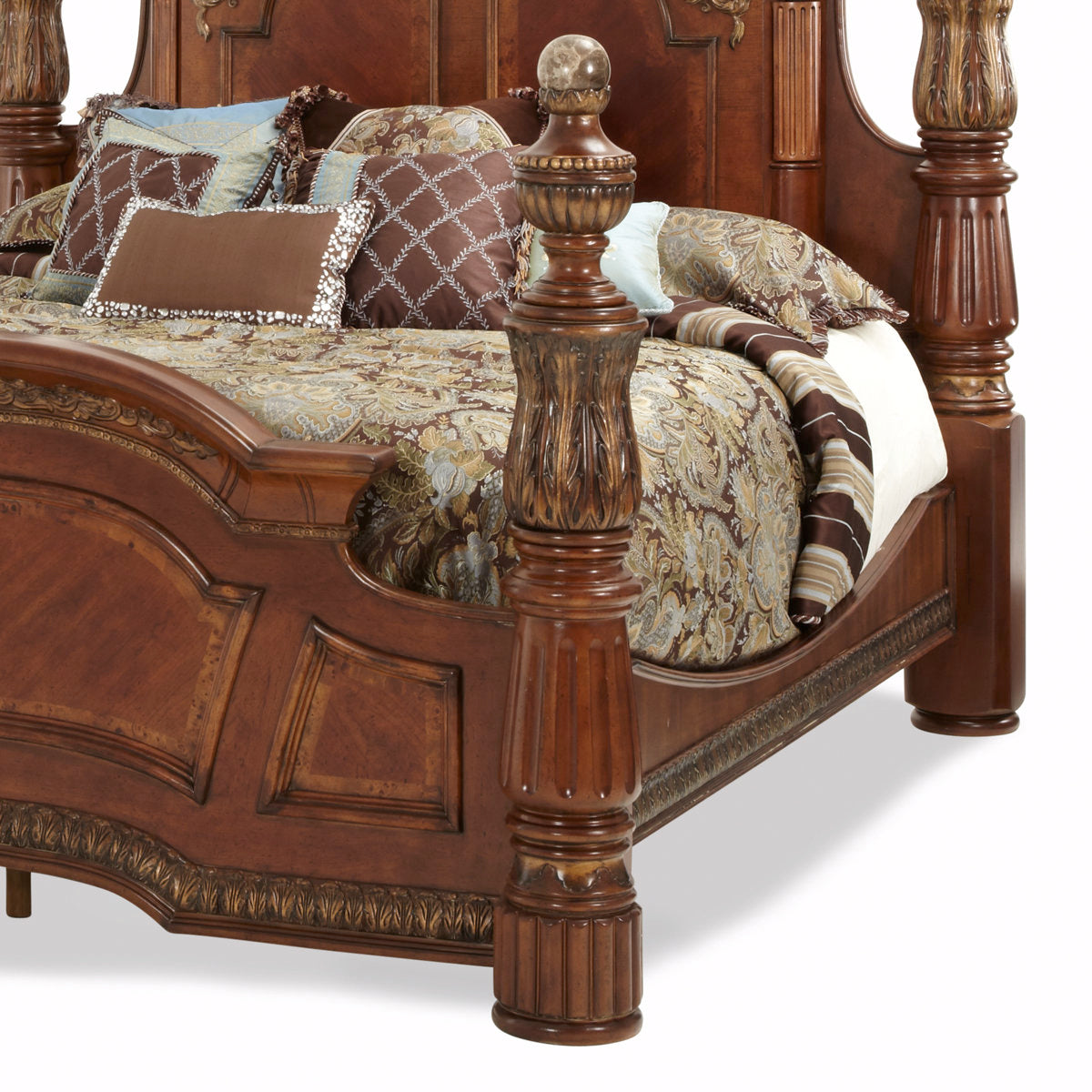 Michael Amini Villa Valencia Eastern King Poster Bed Classic Chestnut