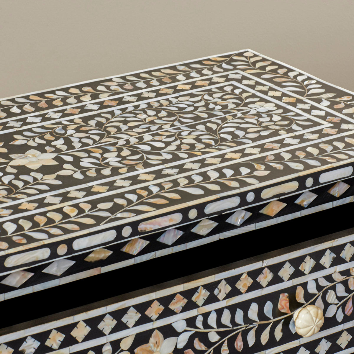 Vivienne Mother Of Pearl Drawer Chest