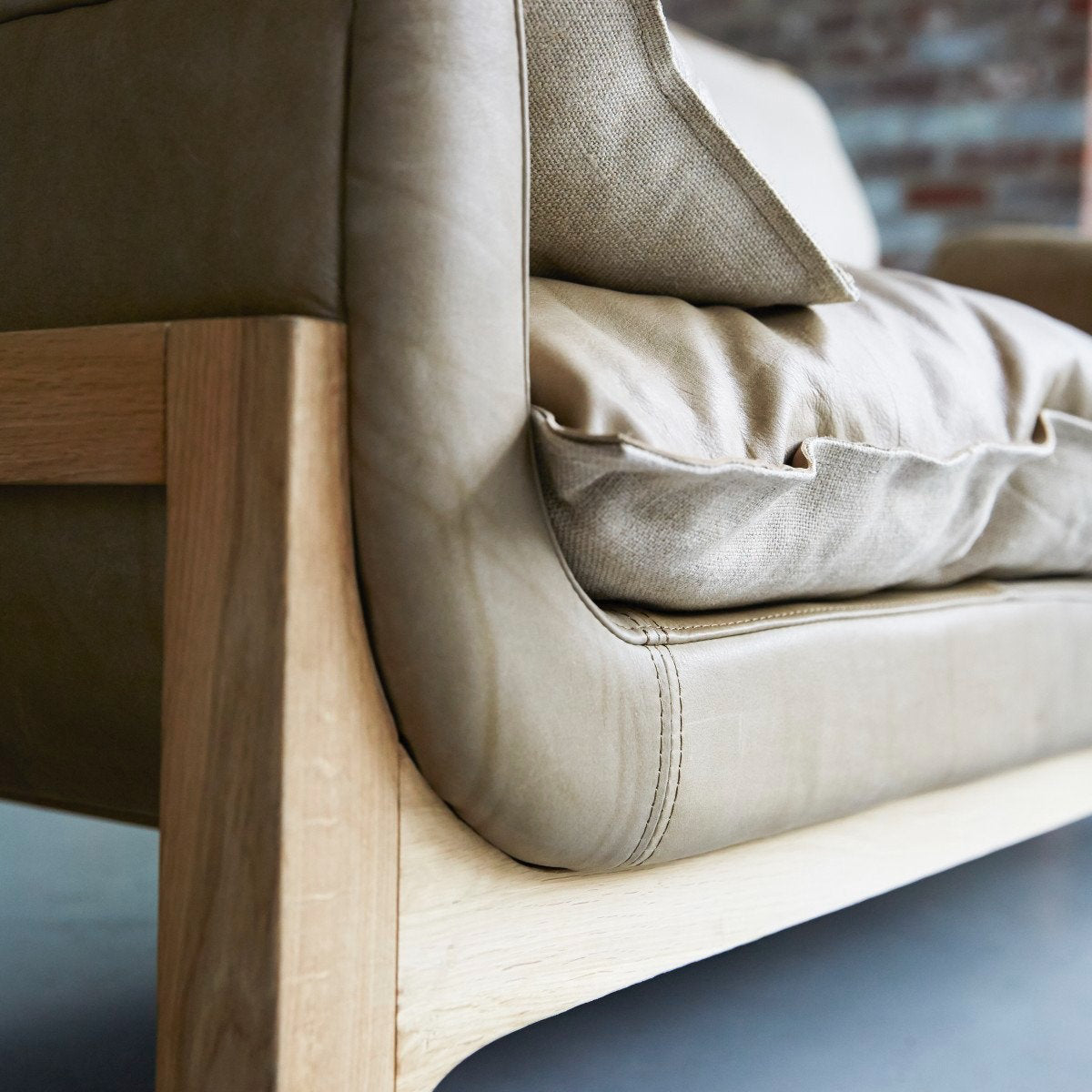 Tikamoon Woodnest Solid Oak And Leather Cheyenne